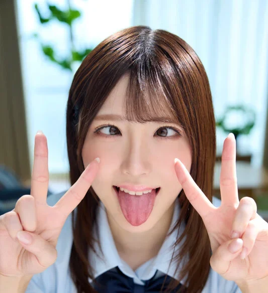 【アヘ顔】顔シコ!顔面ドアップ誘惑主観 年の離れた従妹が覚えたてのアヘ顔見せつけ挑発でボクの欲情を掻き立ててくる…。皆瀬あかり